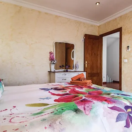 Amazing In With 3 Bedrooms, Wifi And Swimming Pool Tatil Evi Nerja