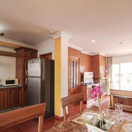 Amazing In With 3 Bedrooms, Wifi And Swimming Pool *